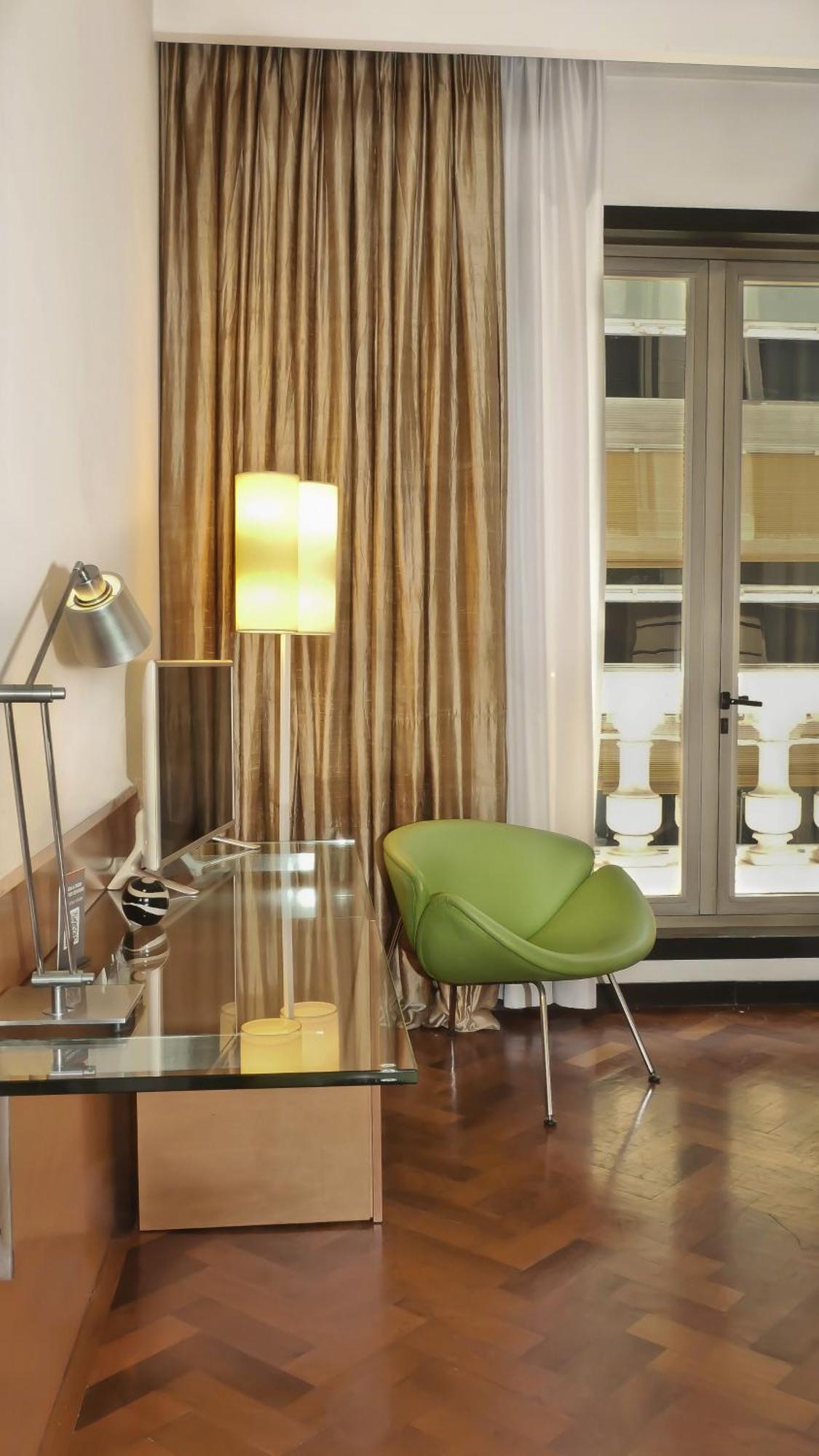 725 Continental Hotel Buenos Aires Exteriör bild A room at the hotel